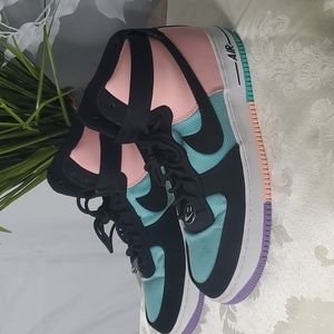 NIKE AIR FORCE 1 SNEAKERS